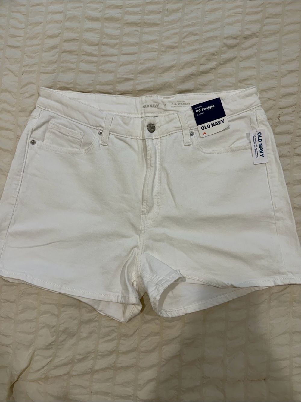 Old Navy White Women's Straight Denim Shorts